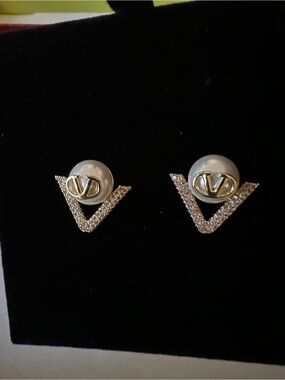 V inspired Gold and White Pearl V-Logo Stud Earrings